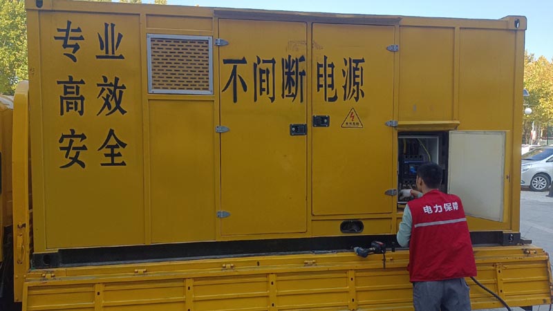 黄陂柴油发电机组和UPS电源配合使用时，如何避免切换过程中的电力中断？